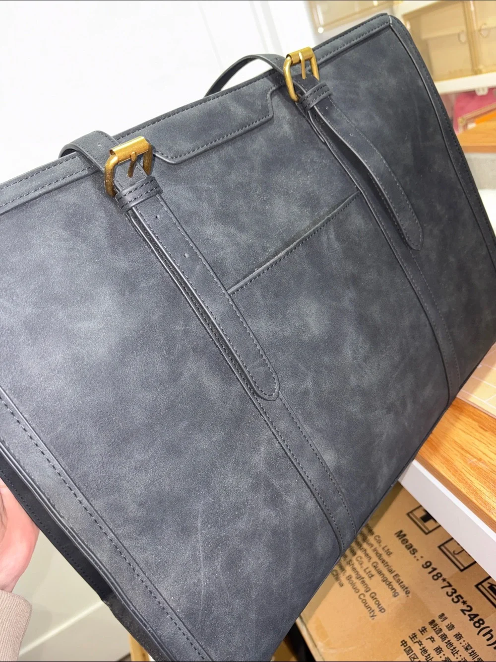 Lovevook Vintage Embossef Leather Laptop Tote NWOT